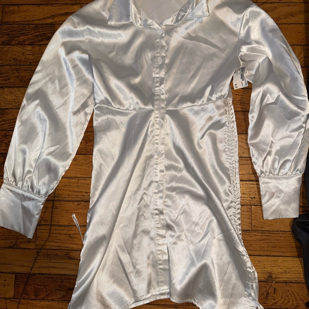 SHEIN White Satin Collared Shirt